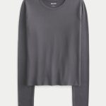 Seamless Fabric Long-Sleeve Crew Top - charcoal gray