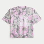 Boxy Crop Posty Co. Graphic Jersey - pink camo