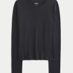 Seamless Fabric Long-Sleeve Crew Top - black