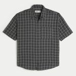 Baggy Short-Sleeve Shirt - black plaid