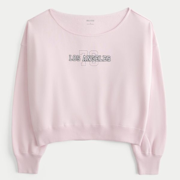 Easy Off-the-Shoulder Chicago Graphic Sweatshirt - light lilac