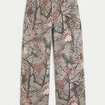 Medium Wash Super Baggy Jeans - light brown camo