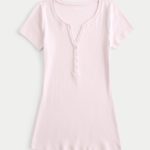 Short-Sleeve Henley - light lilac